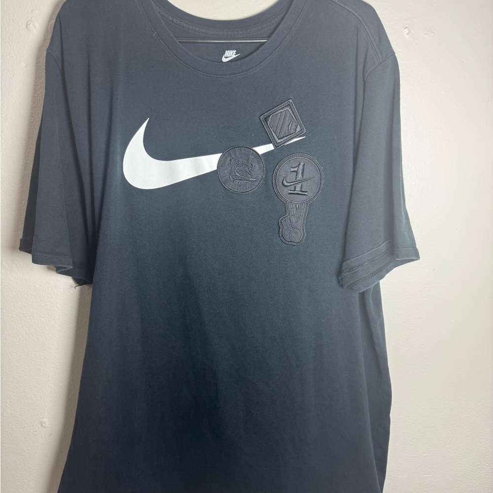 Nike Mens T-Shirt Size XXL Black Short Sleeve Double Sided Victoria Aut Mors